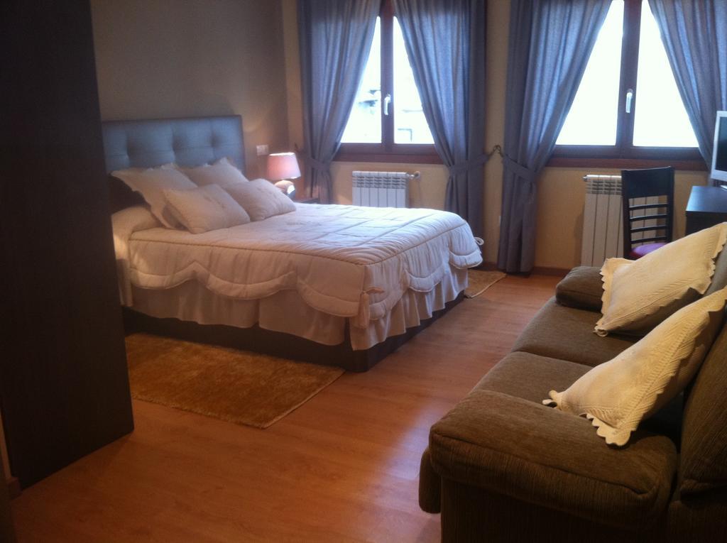 Hotel Airinos Aires à Saint-Jacques-de-Compostelle Chambre photo